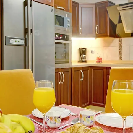 Casa Roque Aguayro *